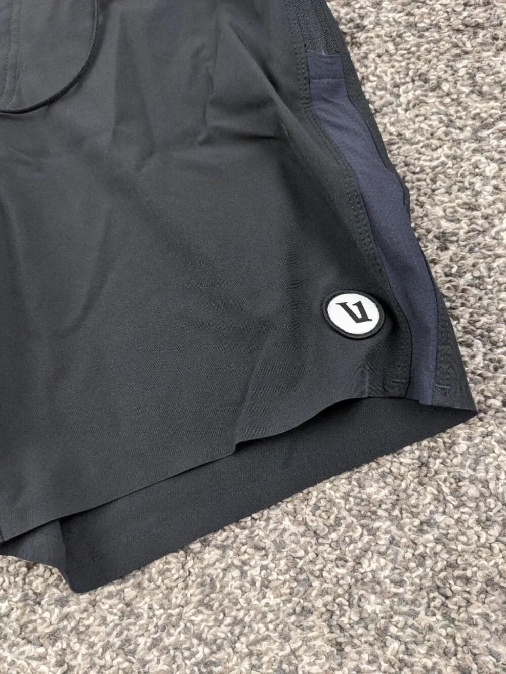 Vuori Peak Board Short V374 Black Unlined Drawstring Swim Shorts 28
